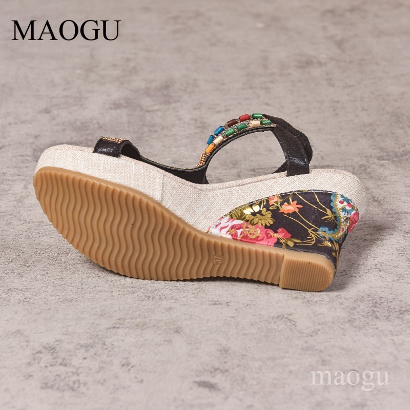Boho Beaded Floral Wedge Sanda - The Ethnic Fashion review and price