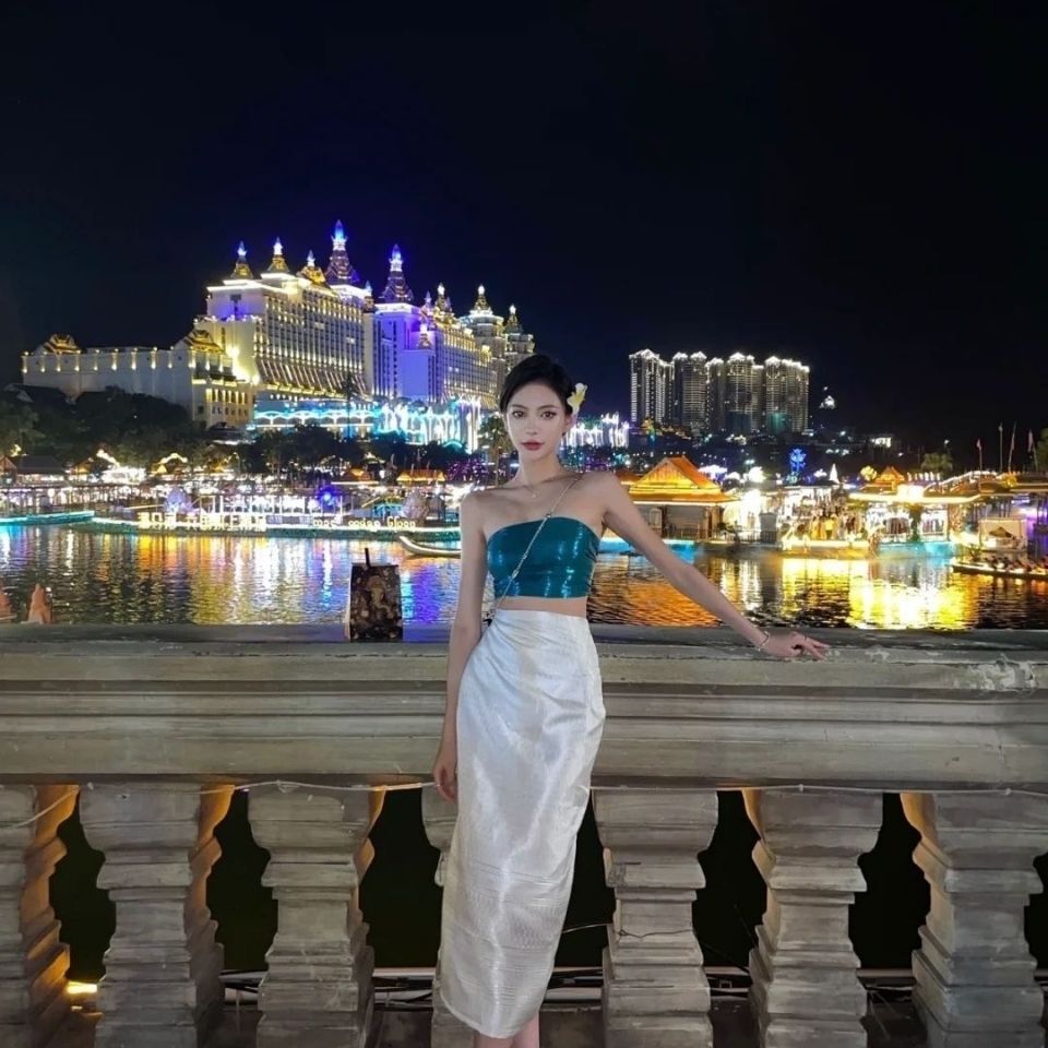 Thai National Outfit Ethnic Co - Batik Sarong Wrap review and price