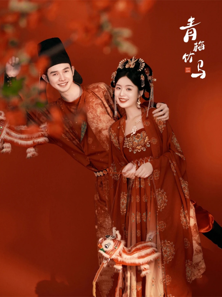 Chinese Traditional Hanfu Phot - Fashion Show Ethnic Wear review and price